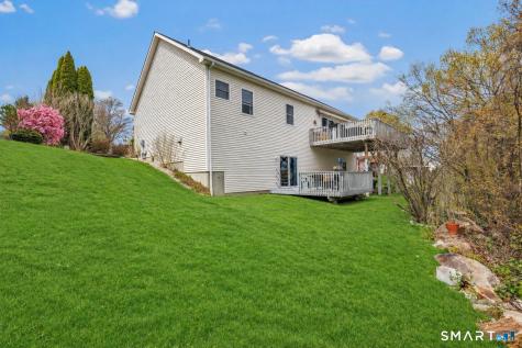 18 Hickory Hill Shelton CT 06484