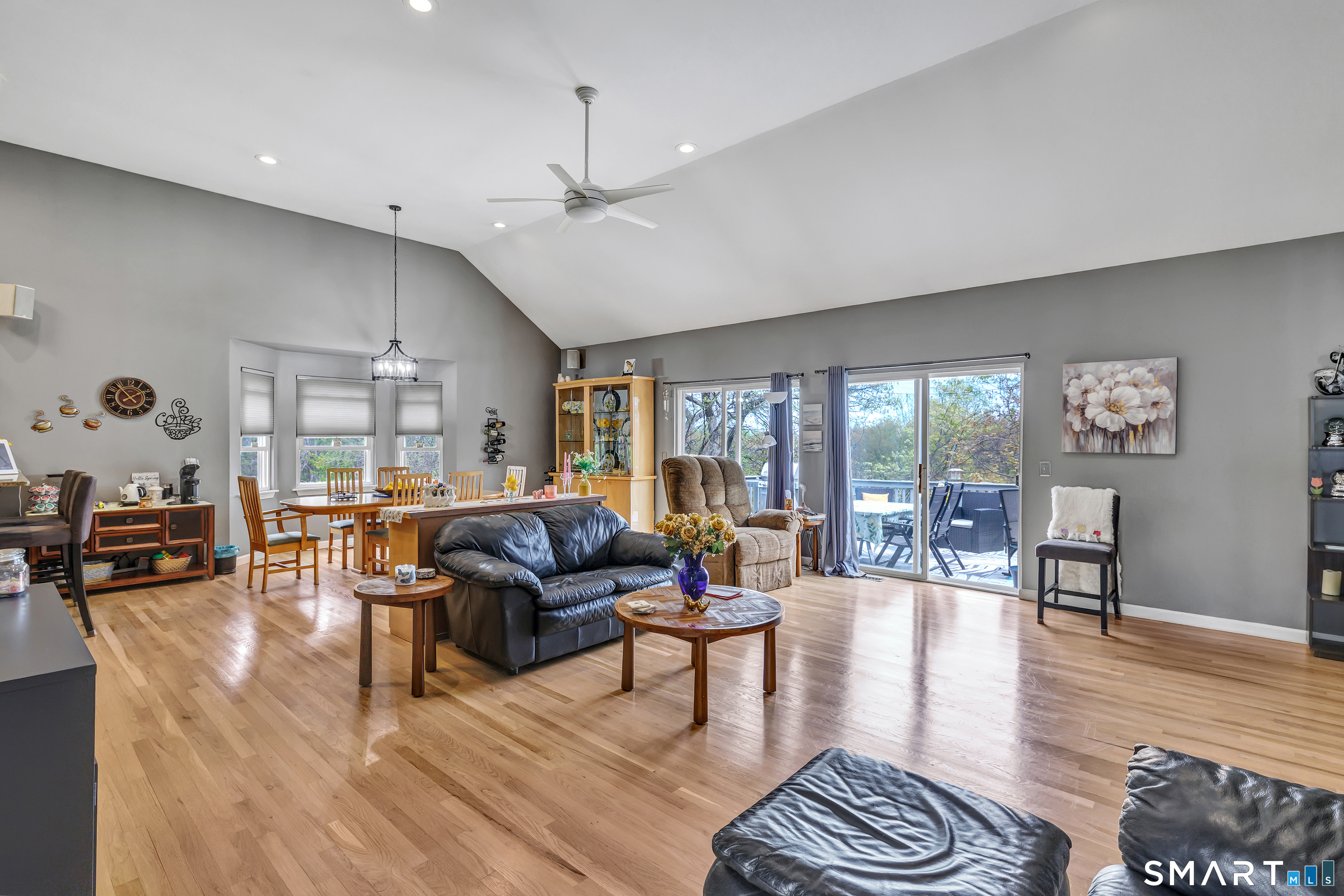 18 Hickory Hill Shelton CT 06484