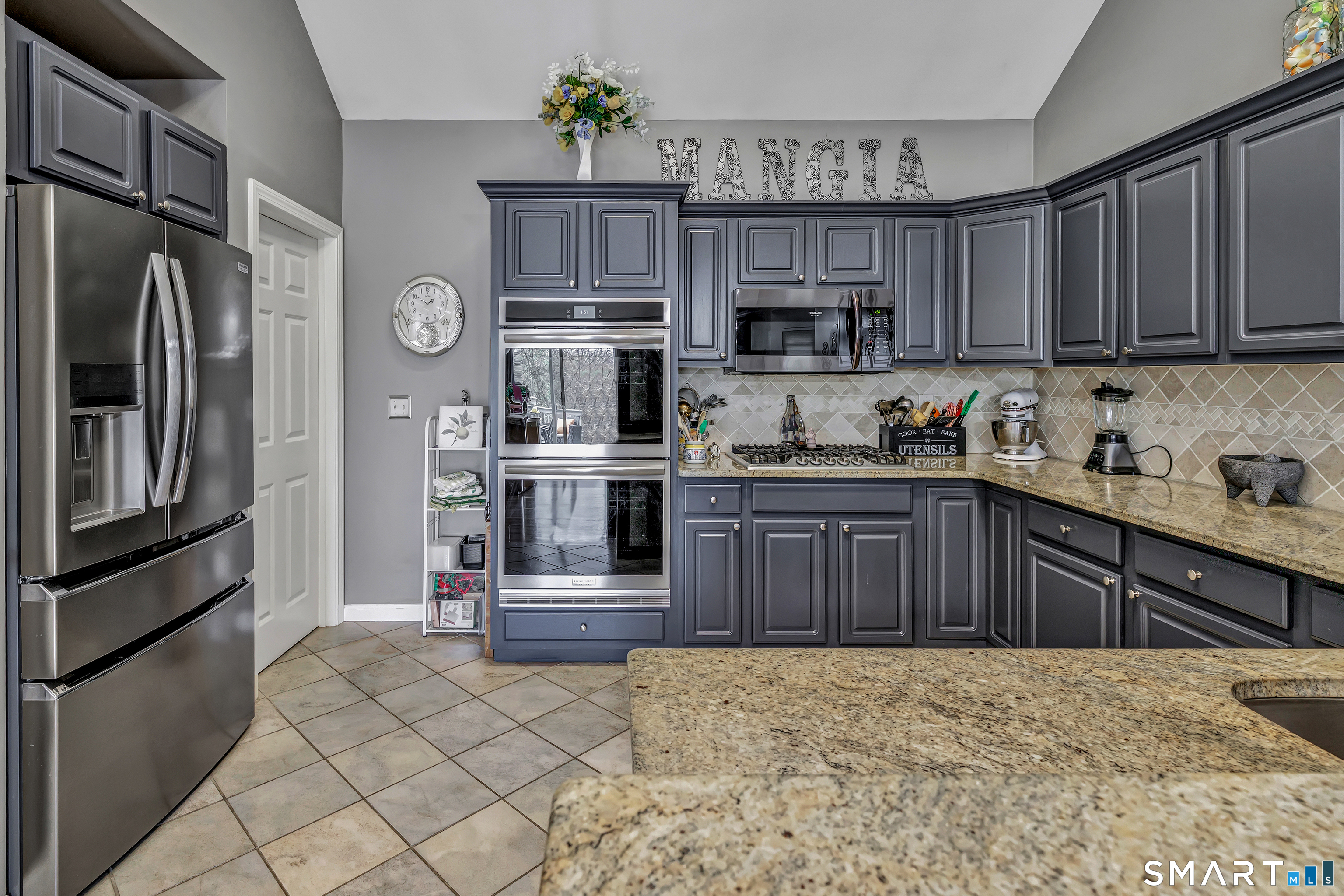 18 Hickory Hill Shelton CT 06484
