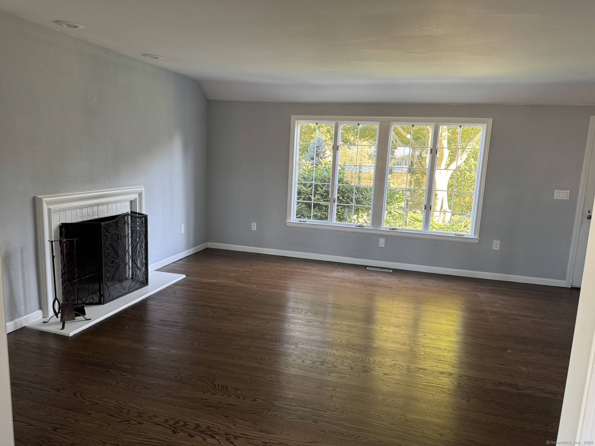 13 Fenway Road Branford CT 06405