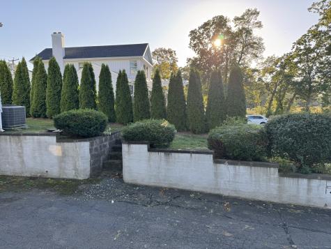 13 Fenway Road Branford CT 06405