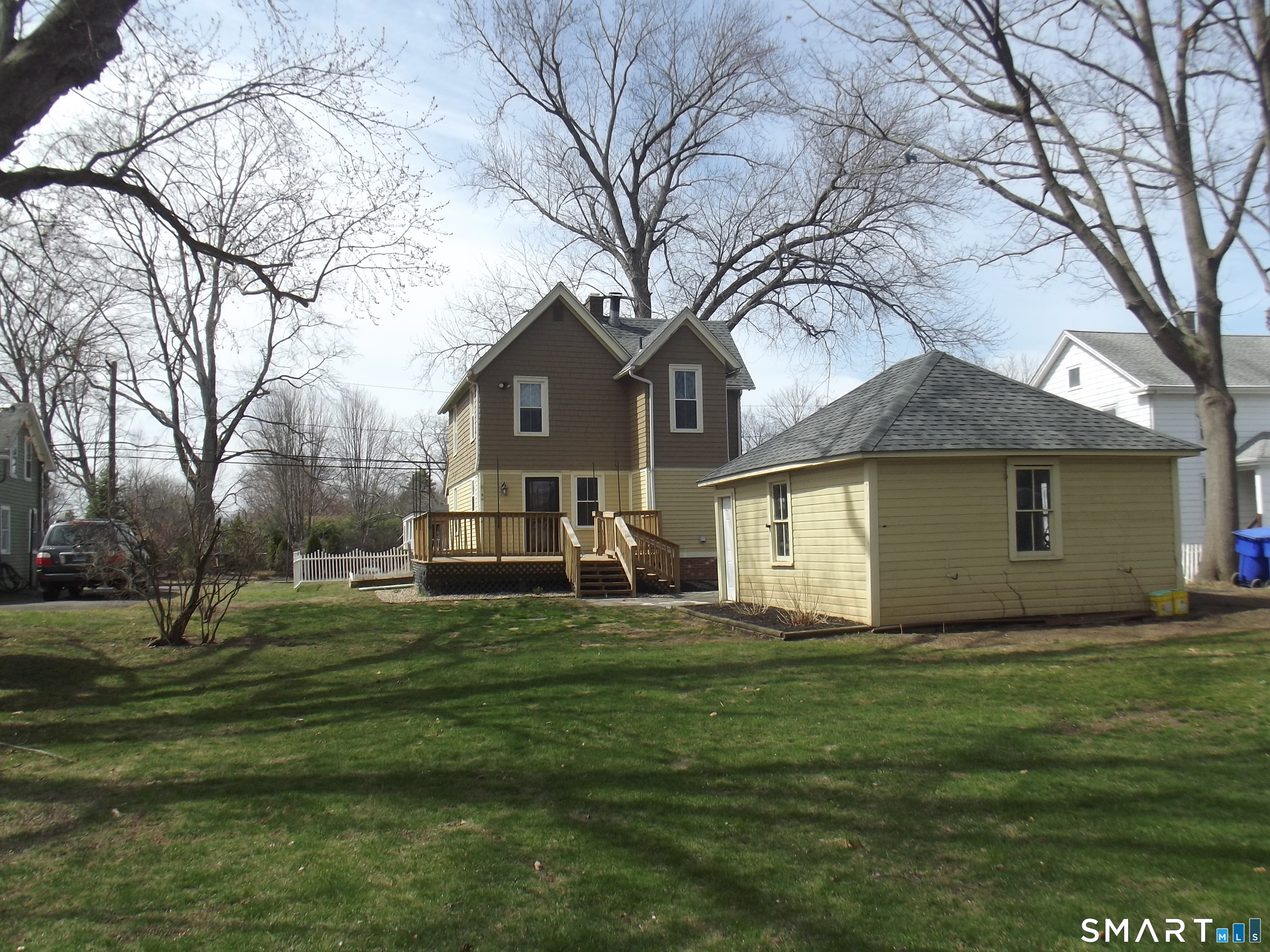 220 Naubuc Avenue East Hartford CT 06118