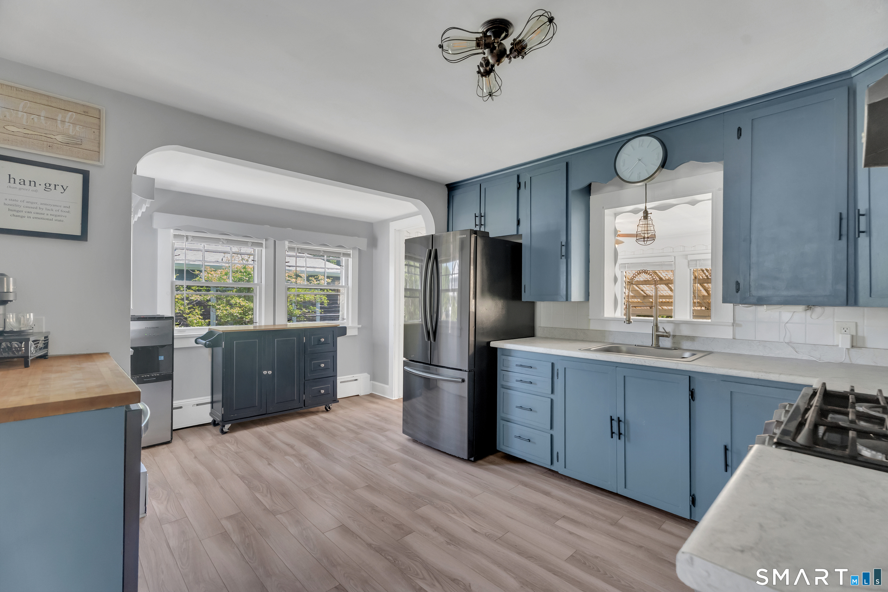 8 Bailey Avenue Wallingford CT 06492