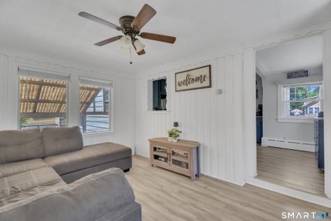 8 Bailey Avenue Wallingford CT 06492