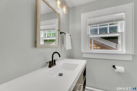 8 Bailey Avenue Wallingford CT 06492