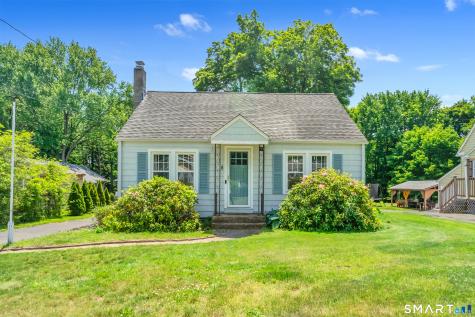 8 Bailey Avenue Wallingford CT 06492