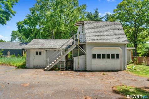 8 Bailey Avenue Wallingford CT 06492