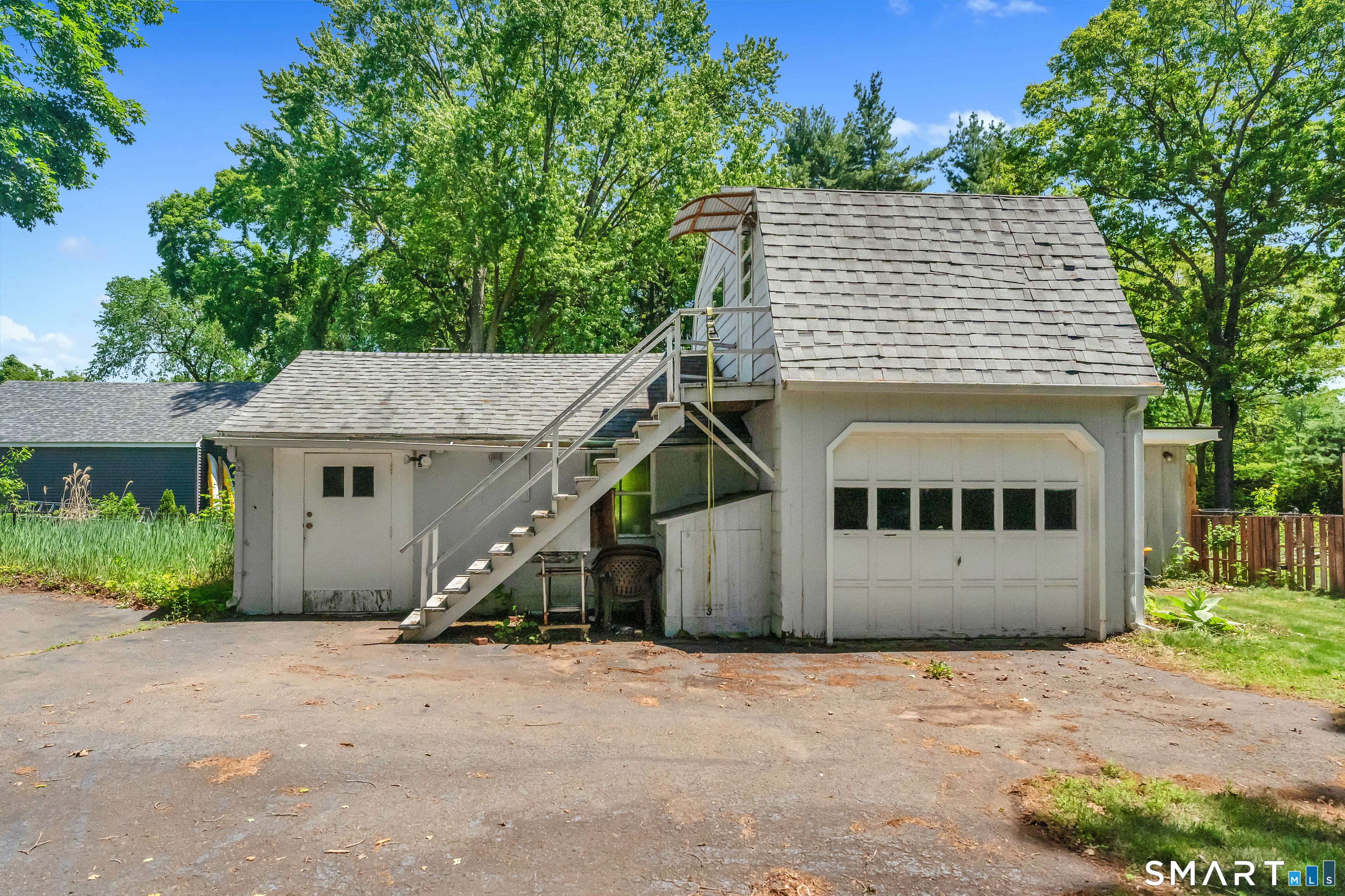 8 Bailey Avenue Wallingford CT 06492