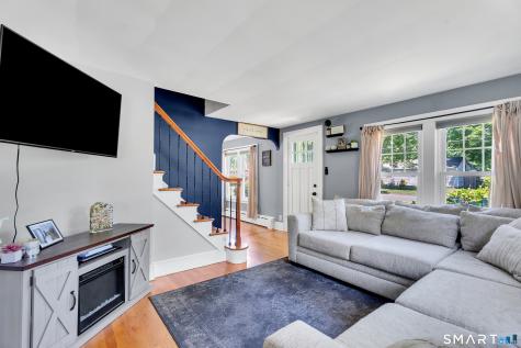 8 Bailey Avenue Wallingford CT 06492