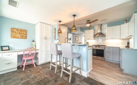 25 River Avenue Old Saybrook CT 06475
