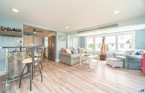 25 River Avenue Old Saybrook CT 06475