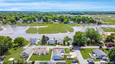 25 River Avenue Old Saybrook CT 06475