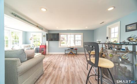 25 River Avenue Old Saybrook CT 06475