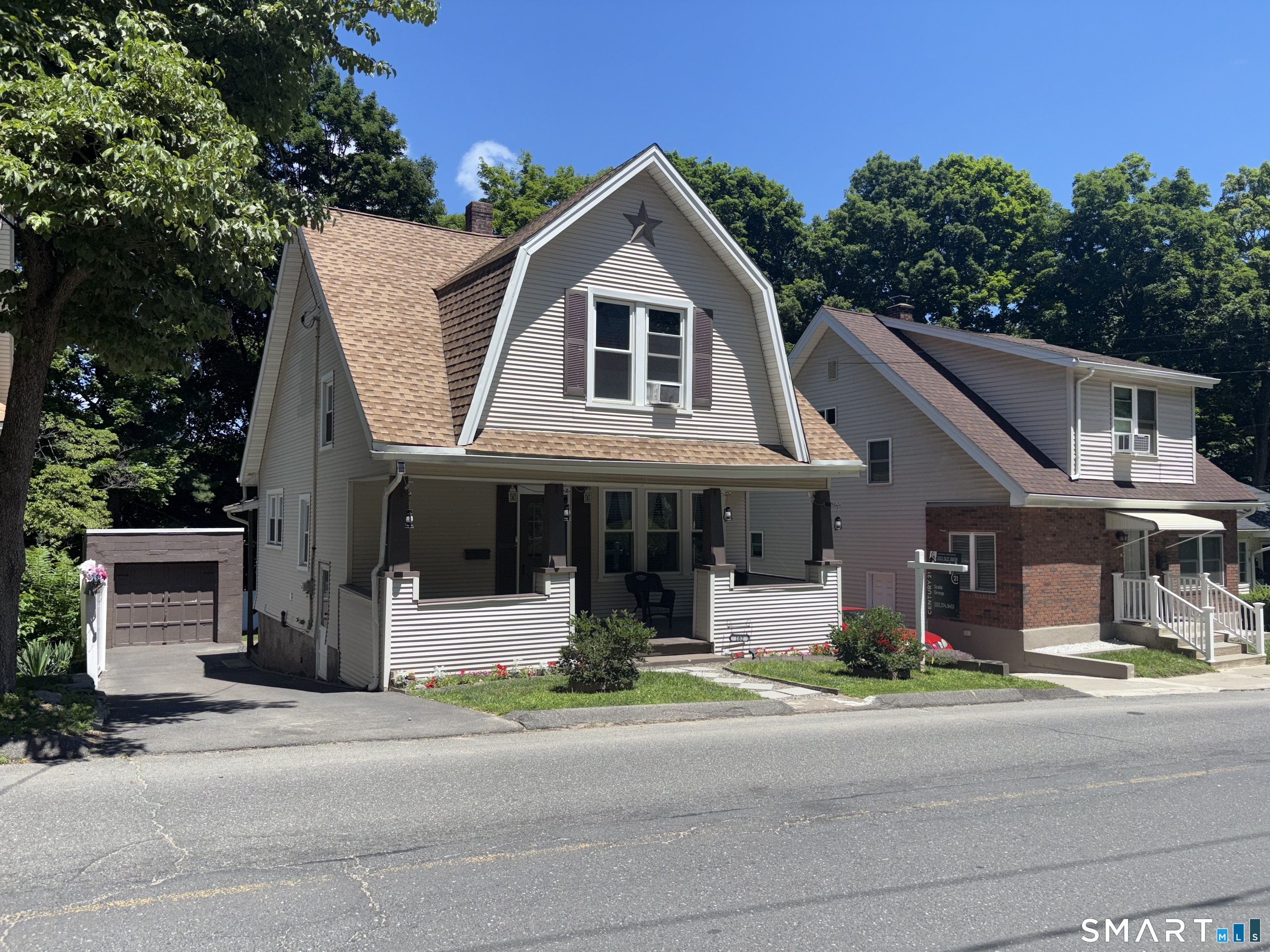 102 Circuit Avenue Waterbury CT 06708