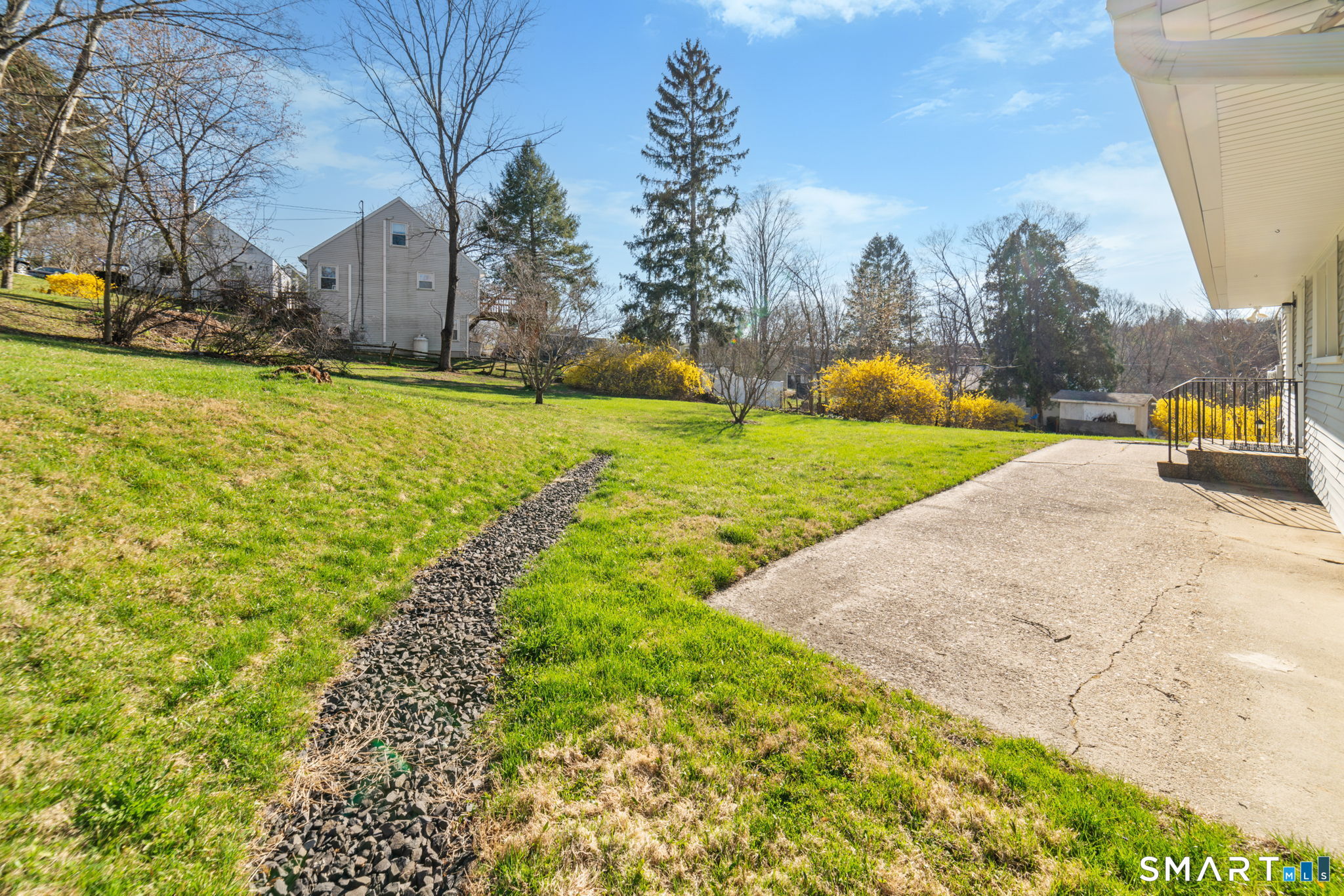 24 Orchard Heights New Milford CT 06776