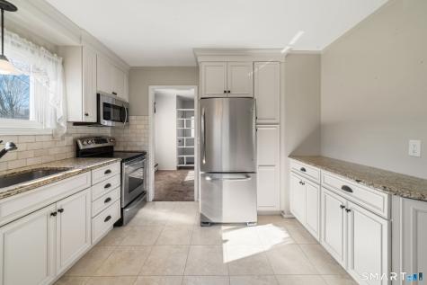 24 Orchard Heights New Milford CT 06776