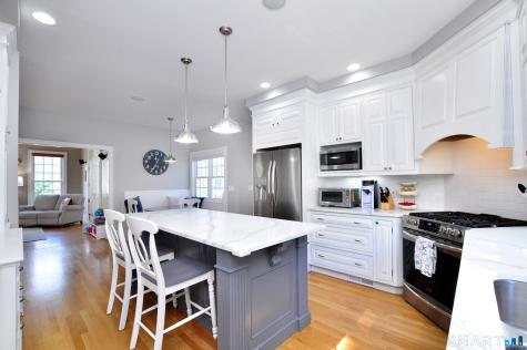 136 Village Gate Drive Southington CT 06489
