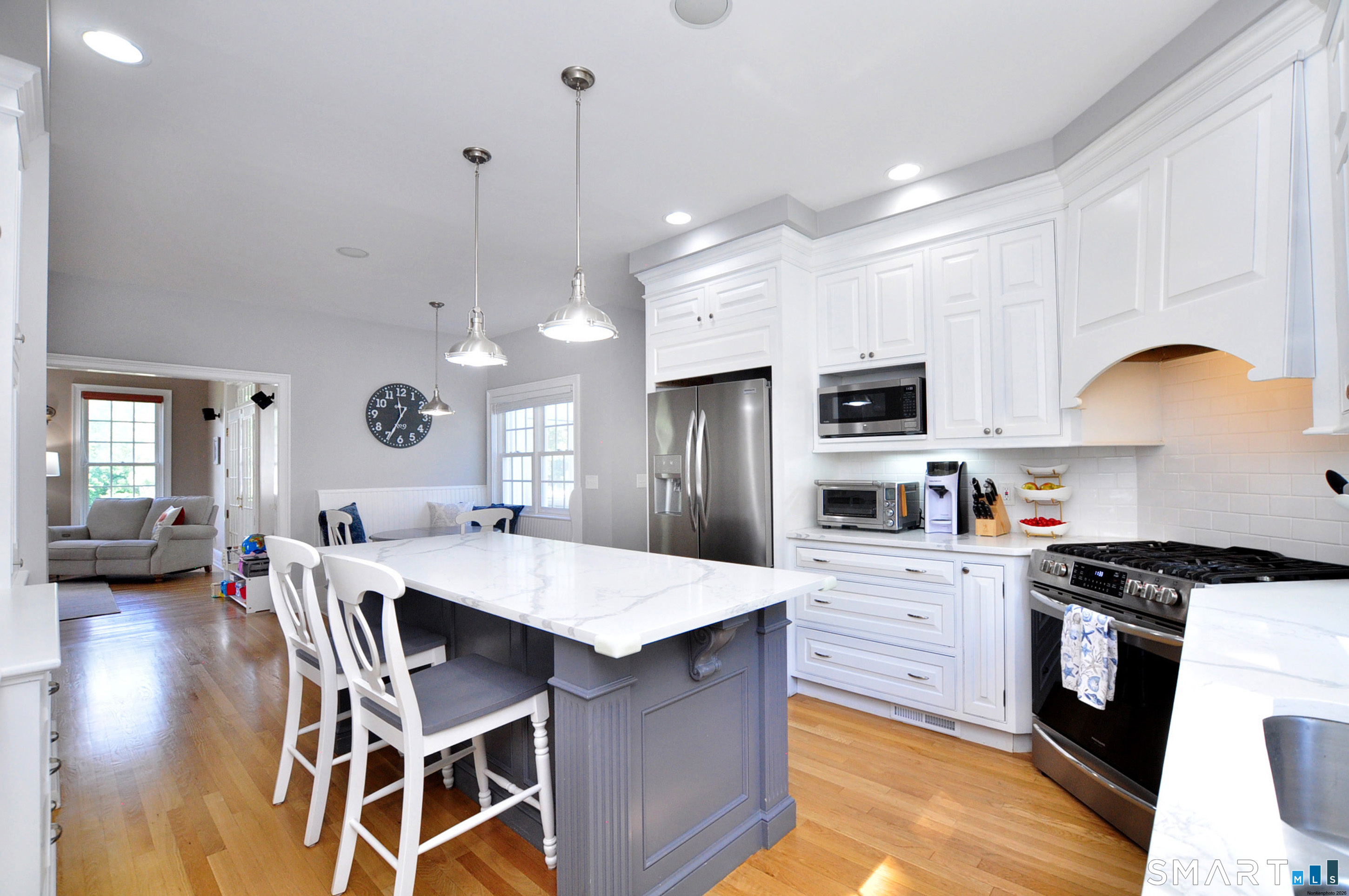 136 Village Gate Drive Southington CT 06489