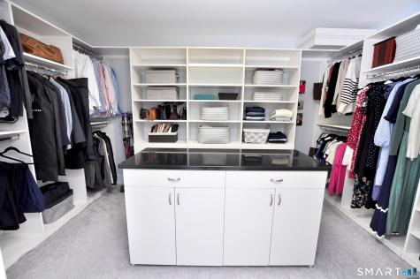 136 Village Gate Drive Southington CT 06489