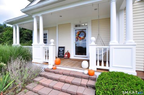 136 Village Gate Drive Southington CT 06489