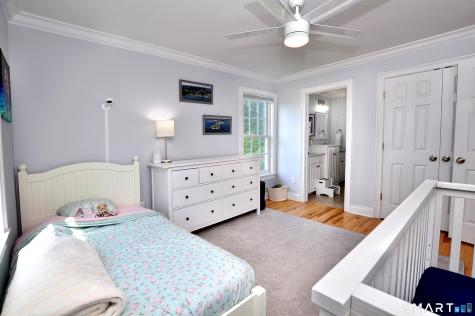 136 Village Gate Drive Southington CT 06489