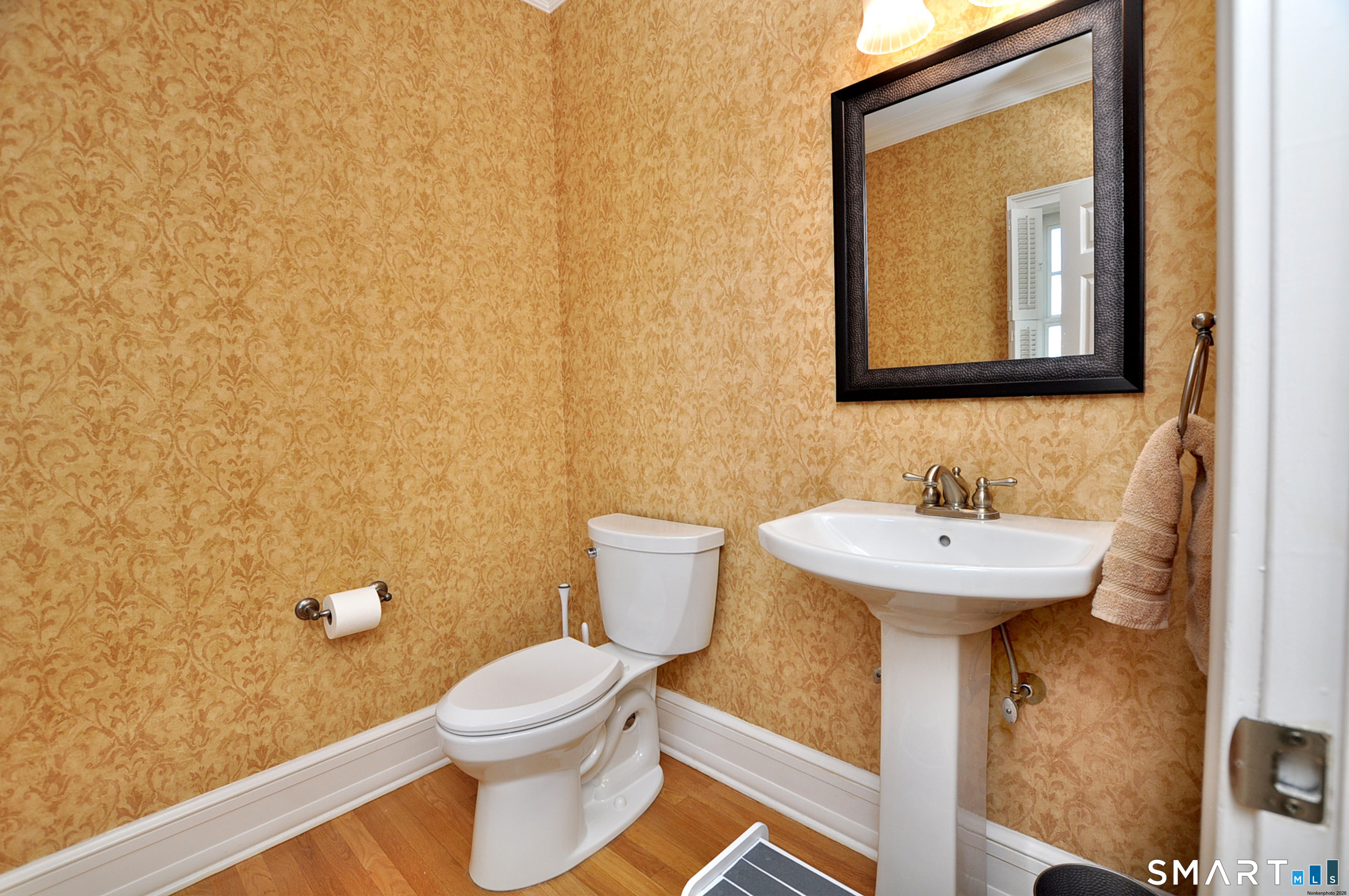 136 Village Gate Drive Southington CT 06489