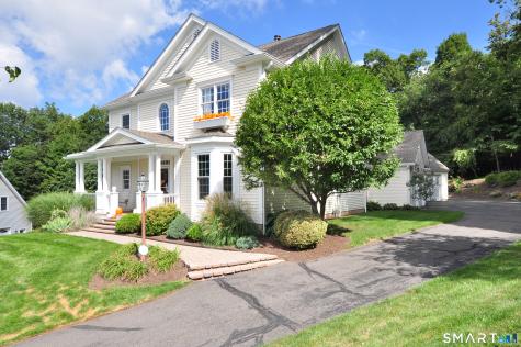136 Village Gate Drive Southington CT 06489