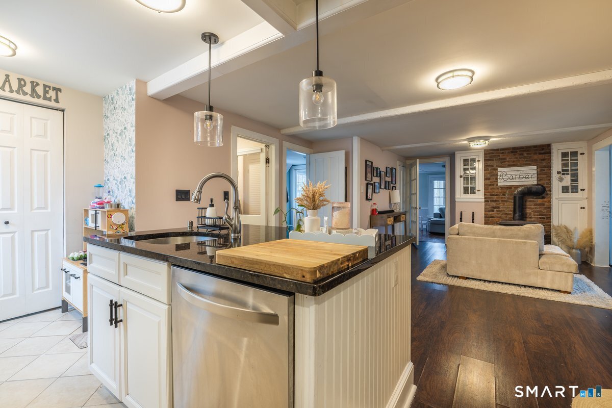 33 Jerusalem Hill Trumbull CT 06611