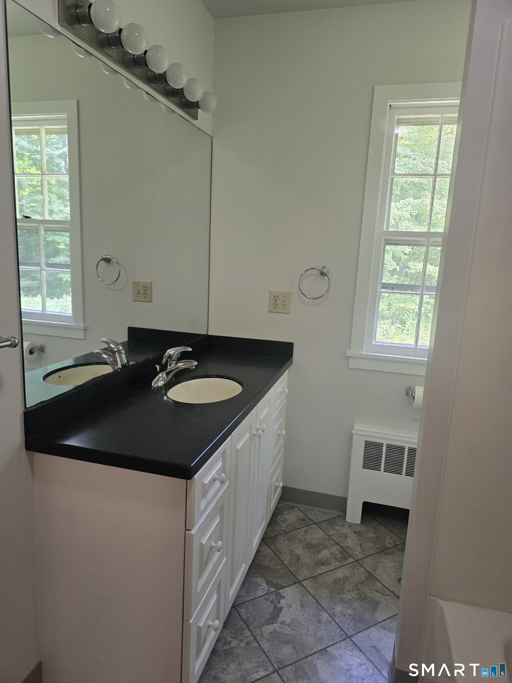 Woodbury CT 06798