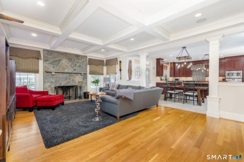 94 Lofgren Road Avon CT 06001