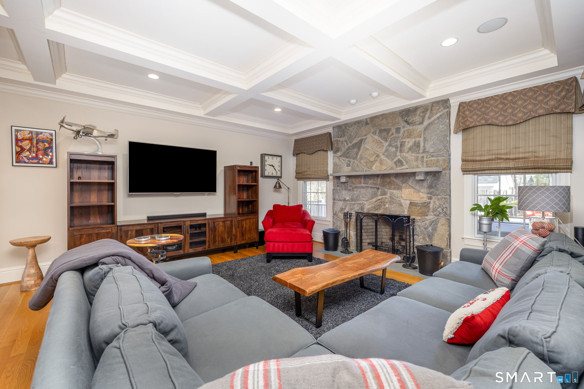 94 Lofgren Road Avon CT 06001