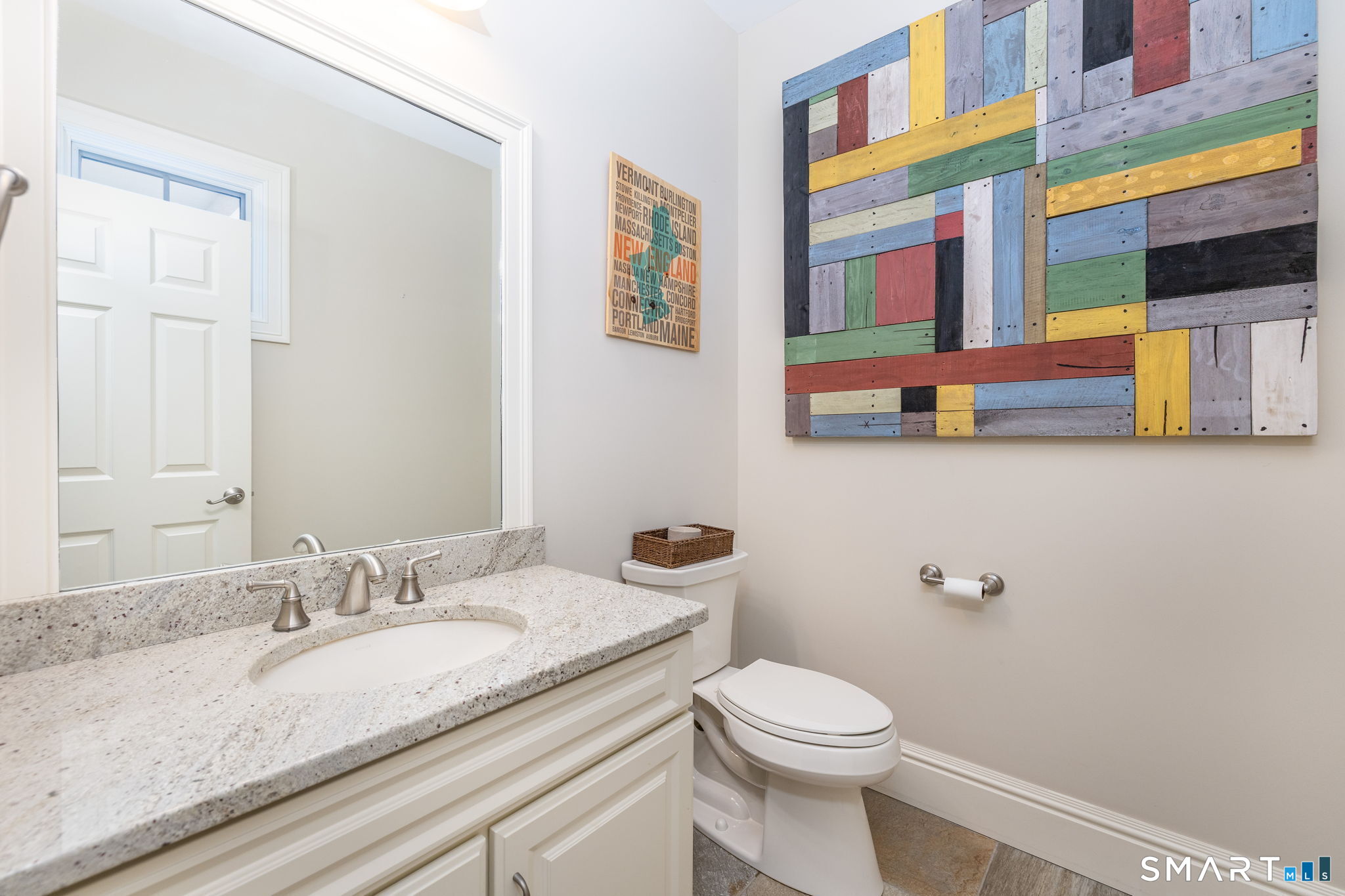 94 Lofgren Road Avon CT 06001