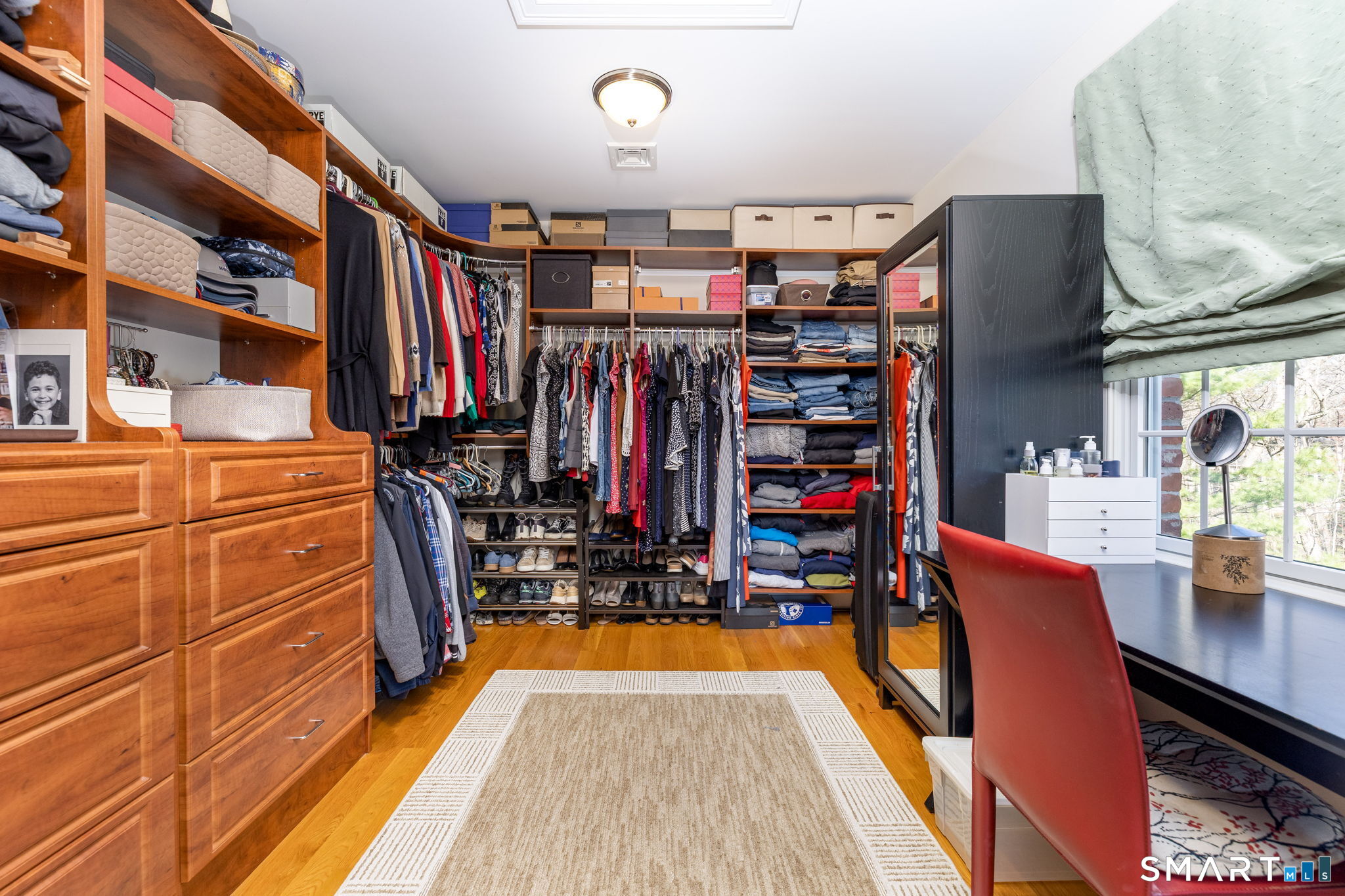 94 Lofgren Road Avon CT 06001