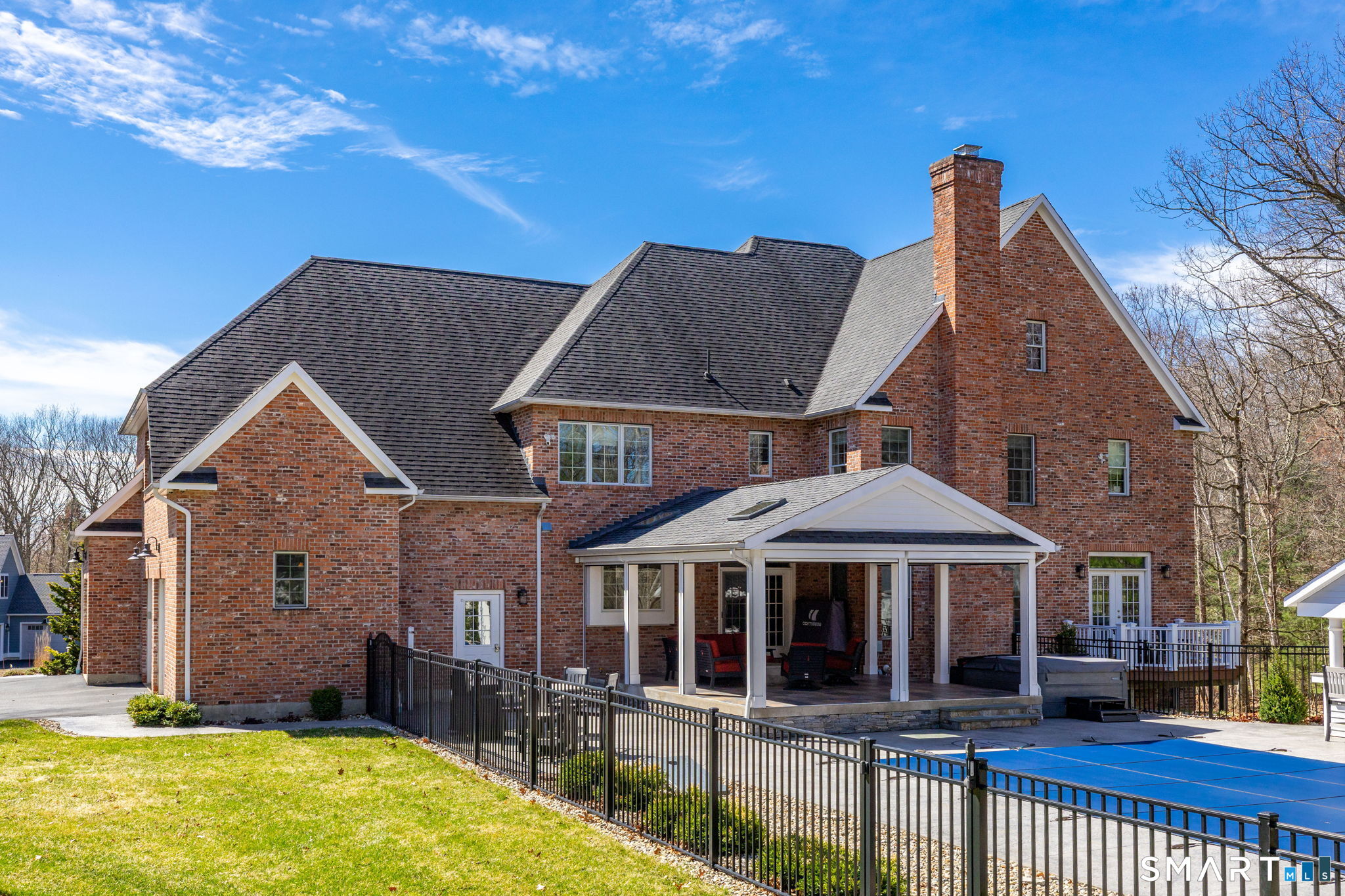 94 Lofgren Road Avon CT 06001