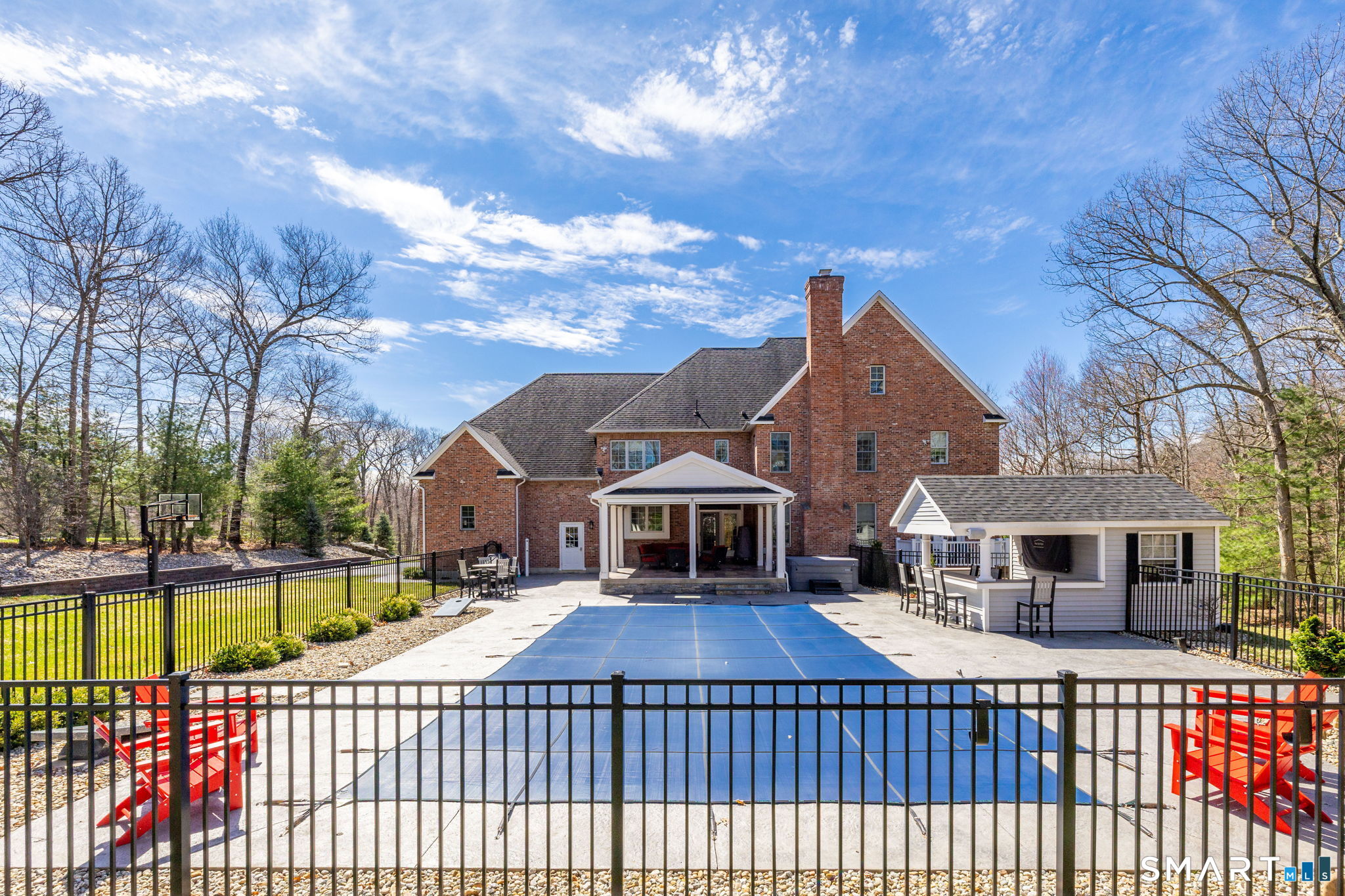 94 Lofgren Road Avon CT 06001