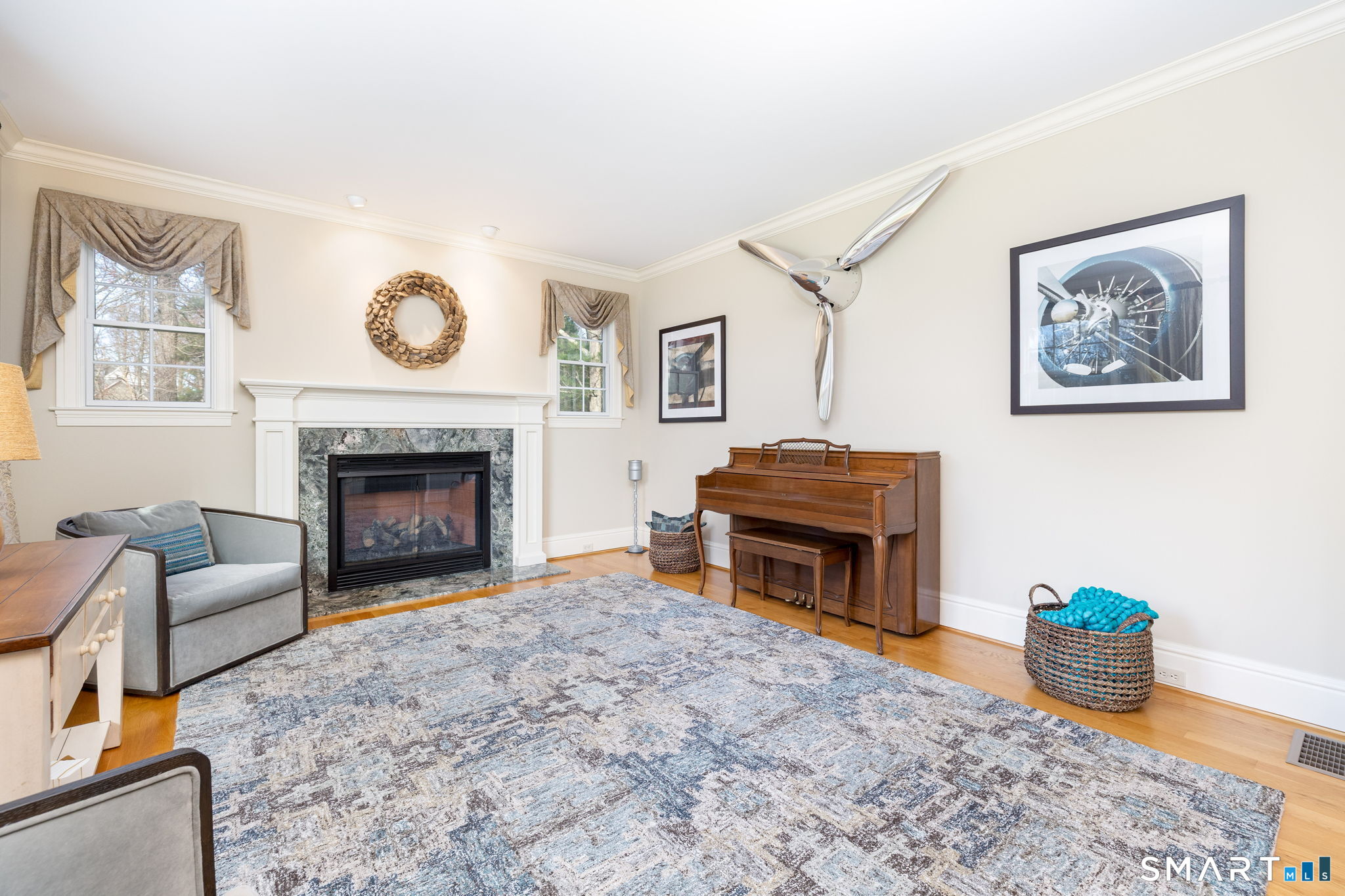 94 Lofgren Road Avon CT 06001