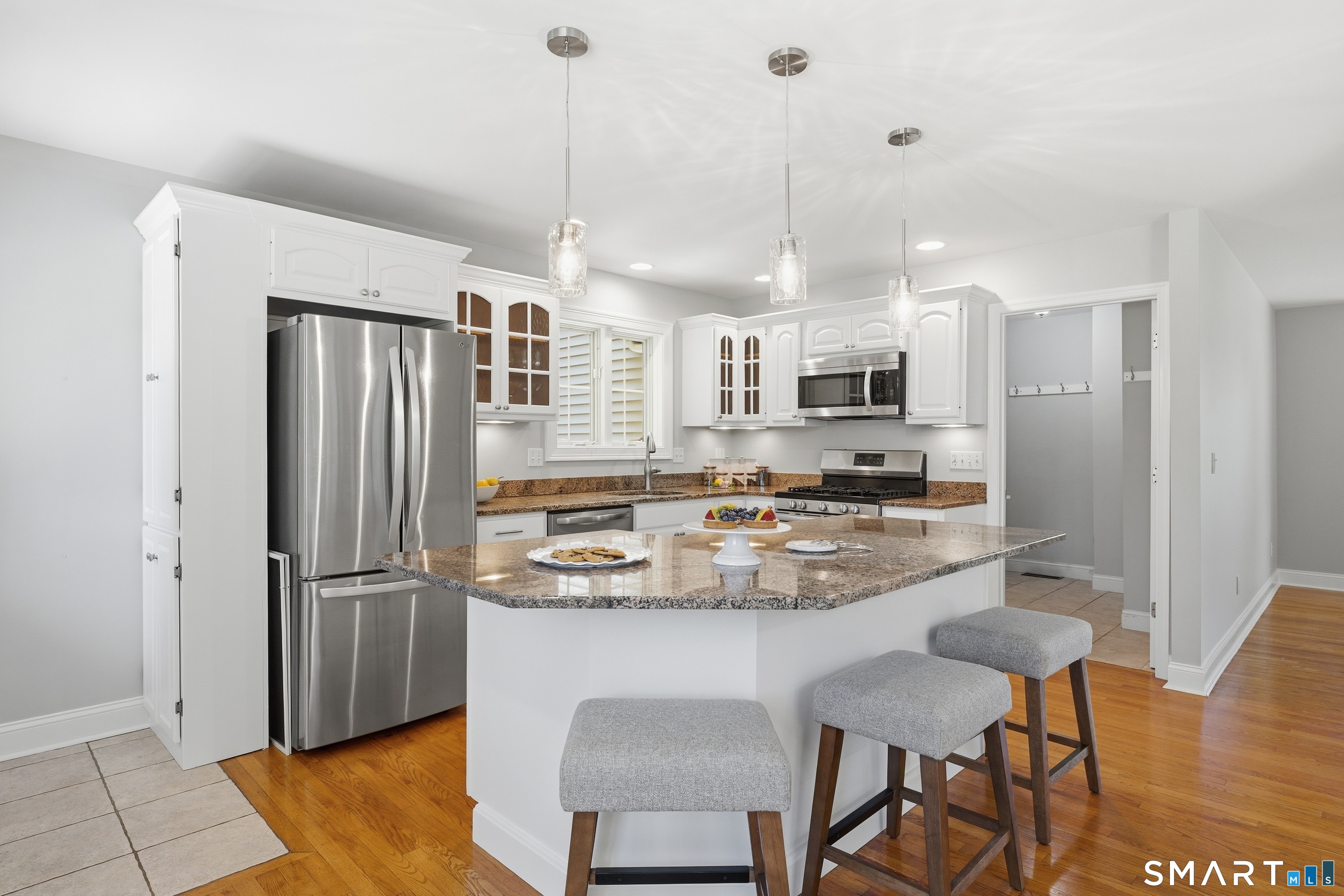58 Featherbed Lane Branford CT 06405