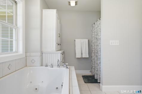 58 Featherbed Lane Branford CT 06405