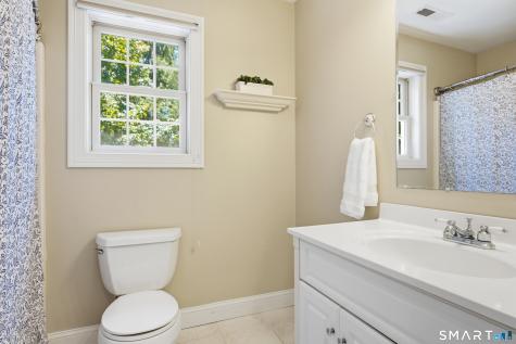 58 Featherbed Lane Branford CT 06405