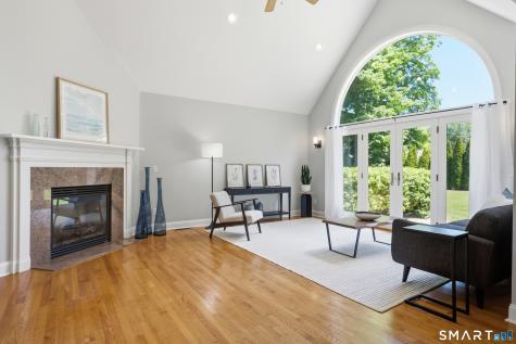 58 Featherbed Lane Branford CT 06405