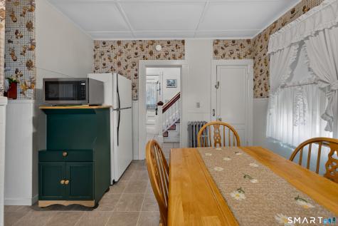 17 Borodell Place New London CT 06320