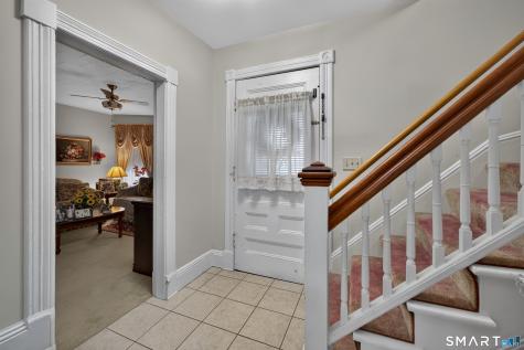 17 Borodell Place New London CT 06320