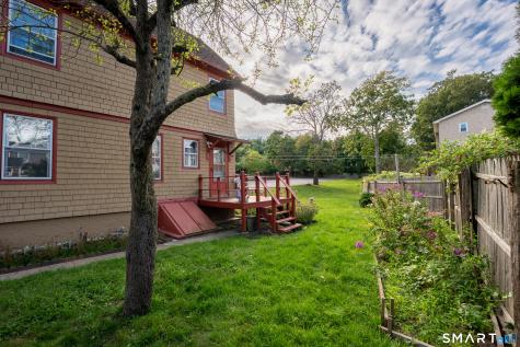 17 Borodell Place New London CT 06320