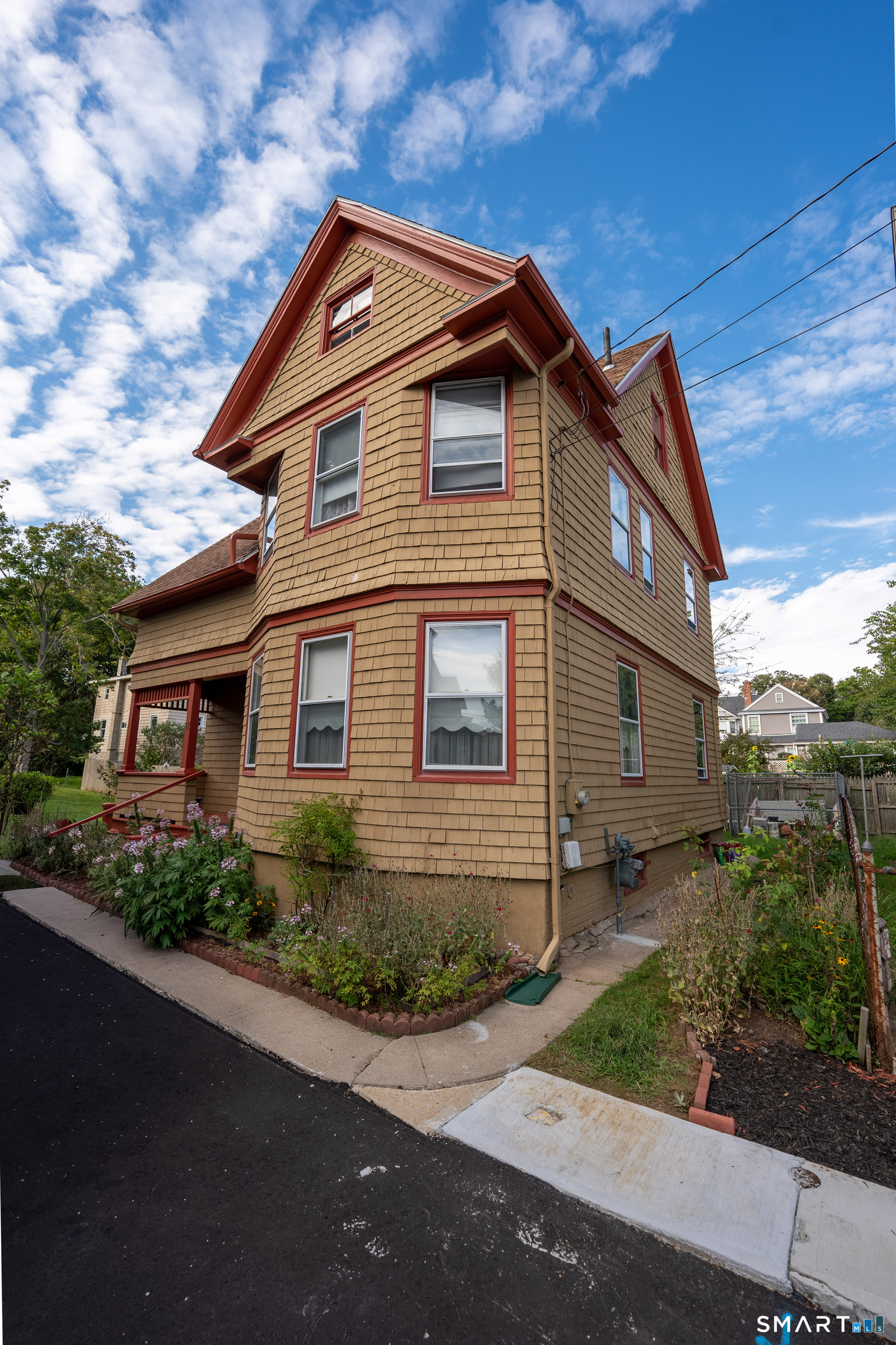 17 Borodell Place New London CT 06320