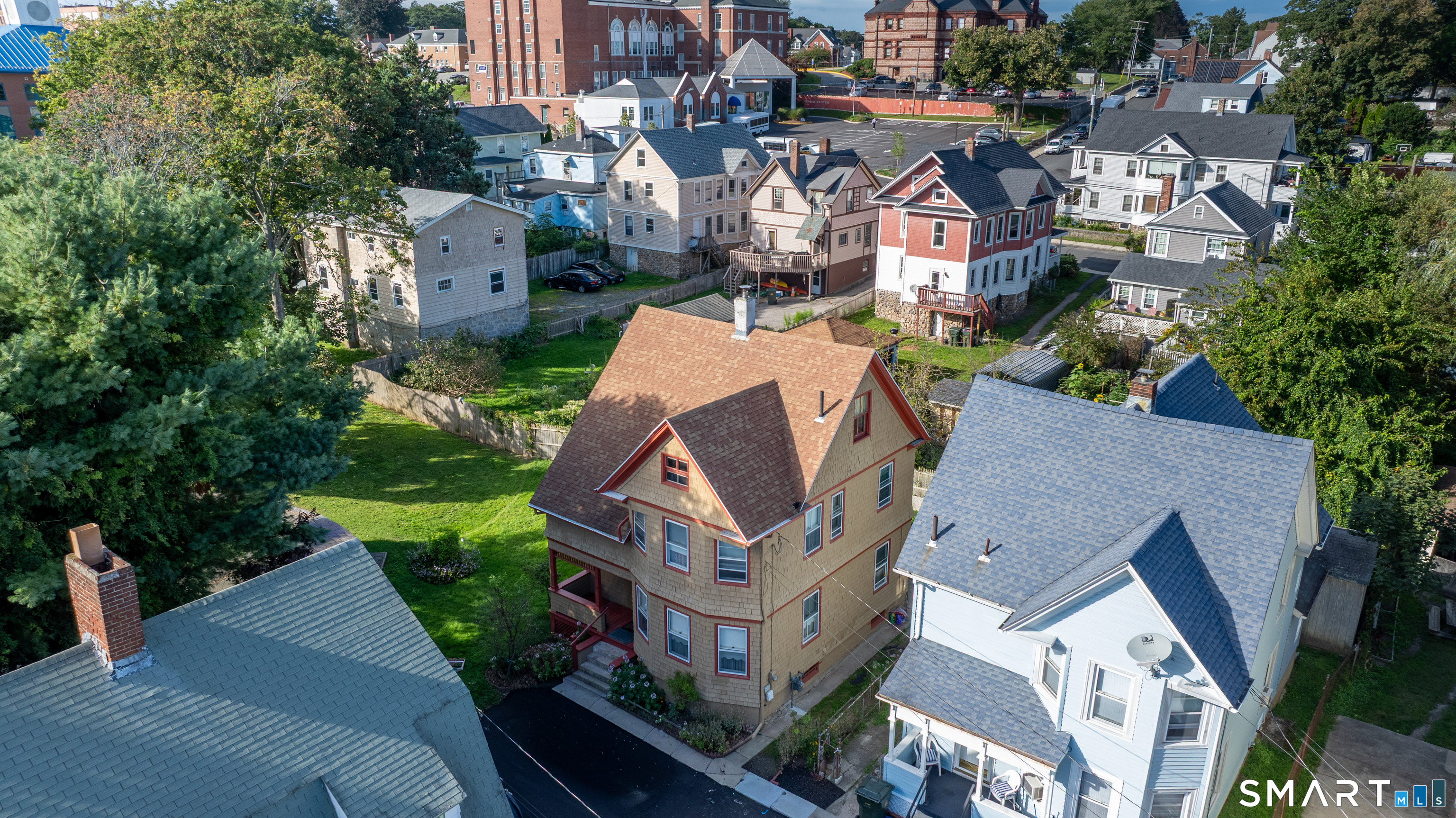 17 Borodell Place New London CT 06320