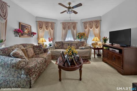 17 Borodell Place New London CT 06320