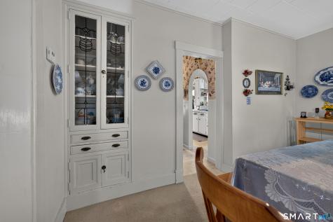 17 Borodell Place New London CT 06320