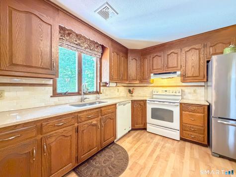 1258 Saybrook Road Middletown CT 06457