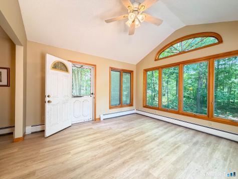 1258 Saybrook Road Middletown CT 06457