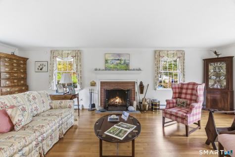 15 Ten Acre Lane West Hartford CT 06107